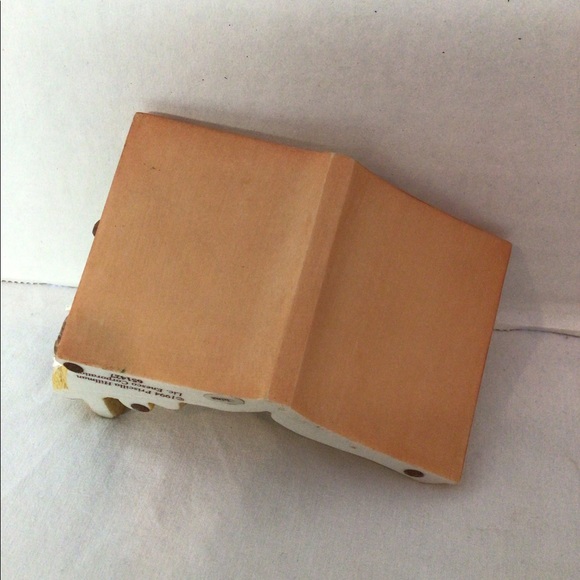 Thanksgiving prayer bear statue - Picture 2 of 6